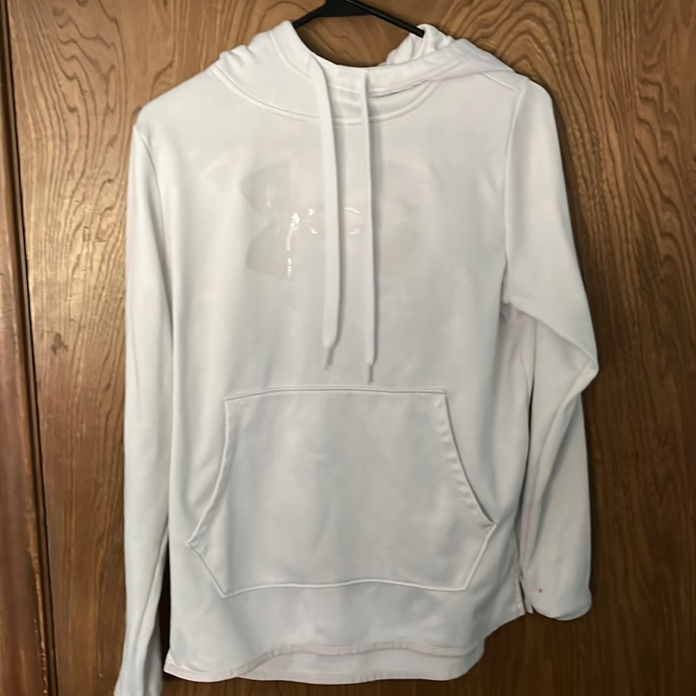 white under armour sweatshirt size small